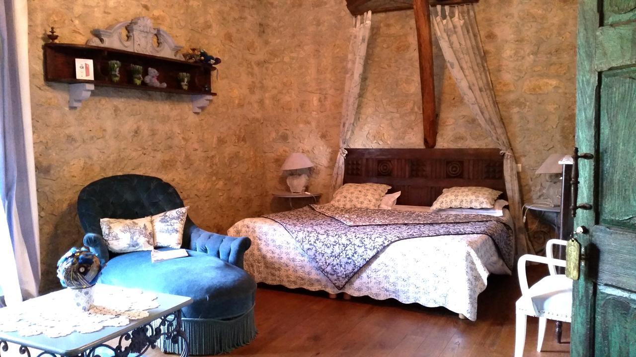 サン・ジロン La Ferme De Jeanne Bed & Breakfast エクステリア 写真